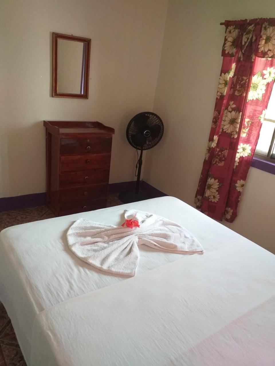 Hotel Sea View Little Corn Island Exterior foto